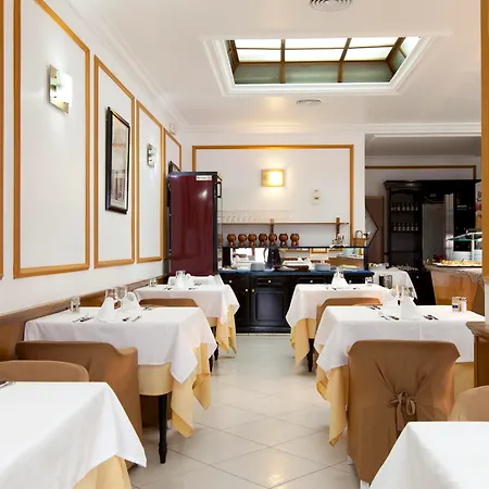 Olympia Ronda Ii Hotel
