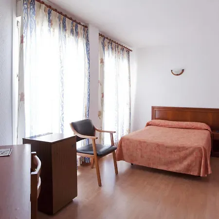 Olympia Ronda Ii 3*